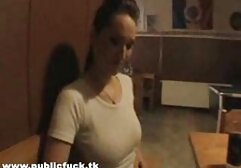 Horny Mature obtient une sex gratuit video francais bite sur le canapé